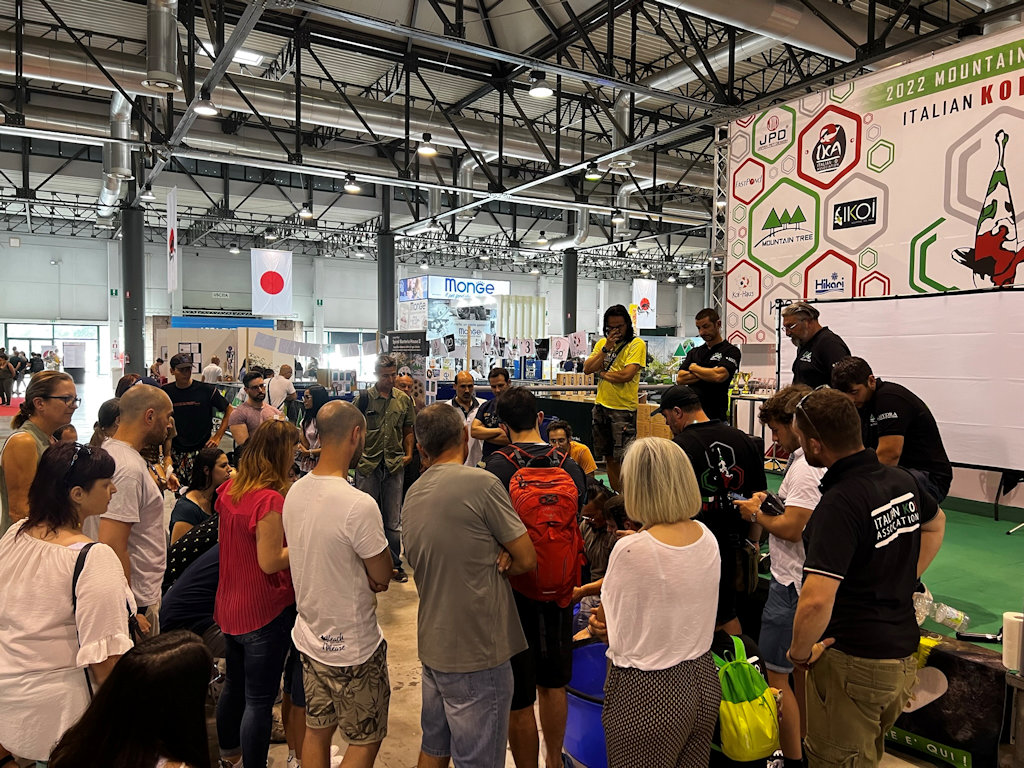 Italian Koi Expo en Japan Show in Cremona - Besems.eu