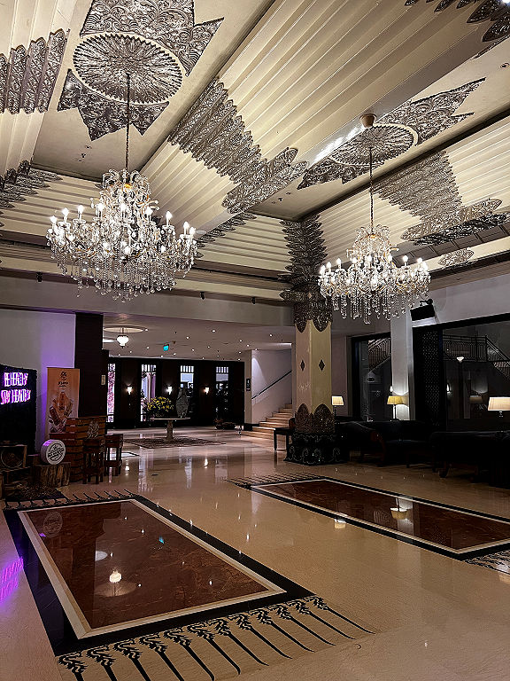 De lobby van het hotel - Besems.eu